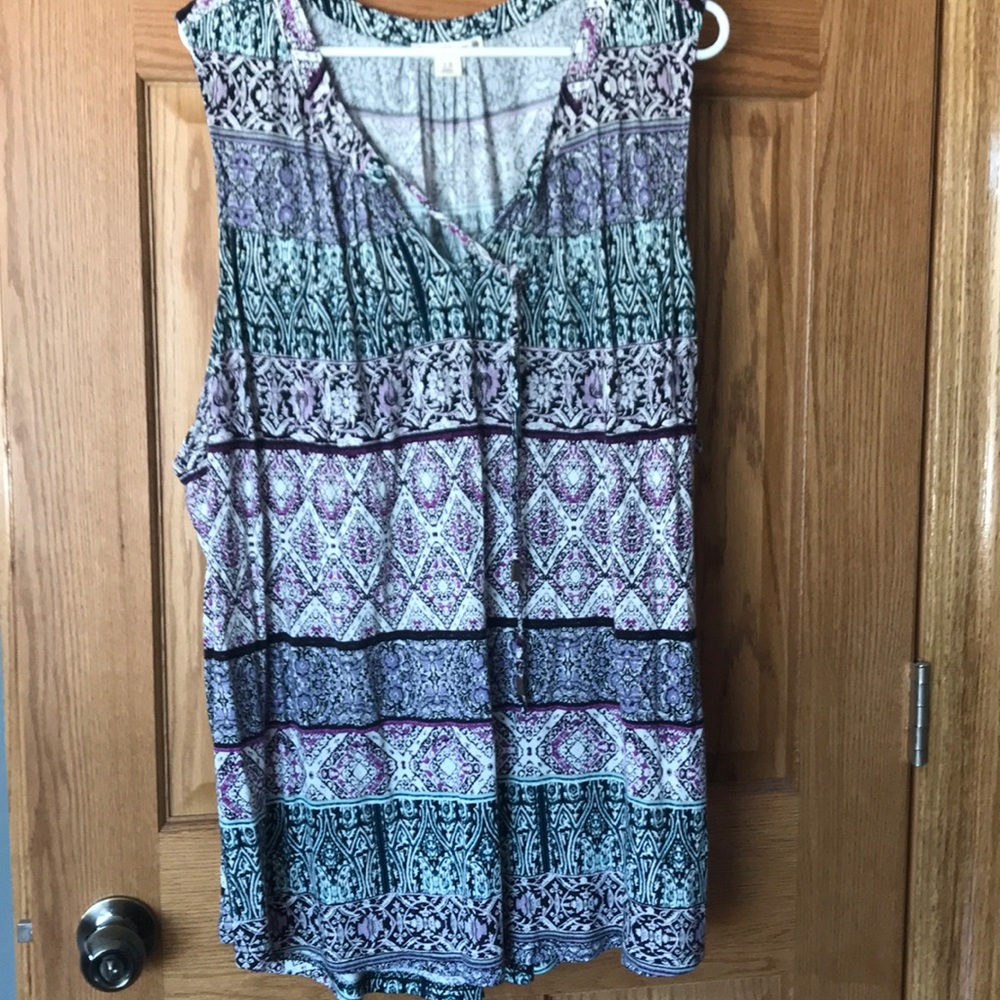 Ruff hewn women’s sleeveless top